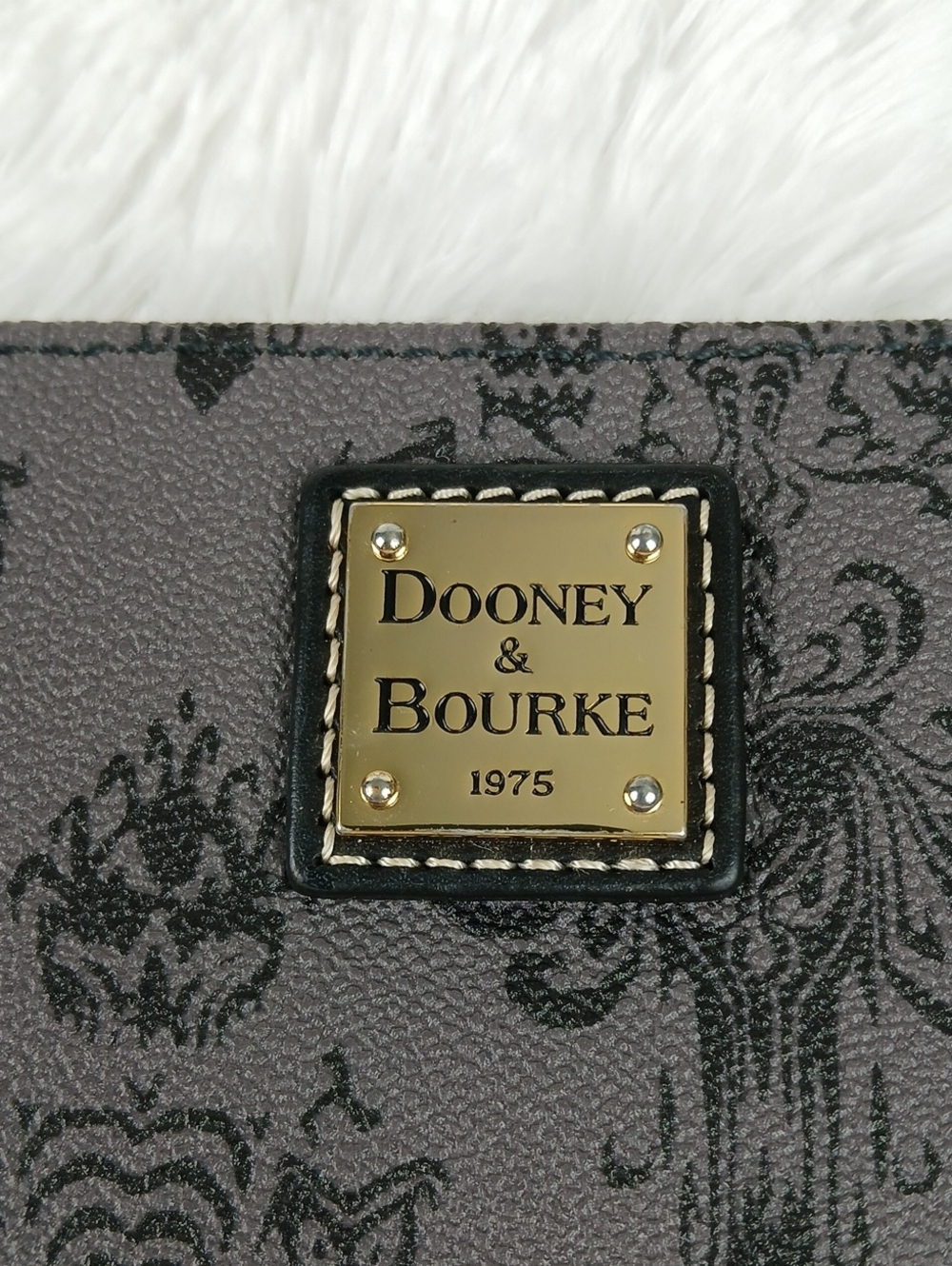 Dooney & Bourke Disney Haunted Mansion Wallpaper Wallet/Wristlet - Picture 7 of 12